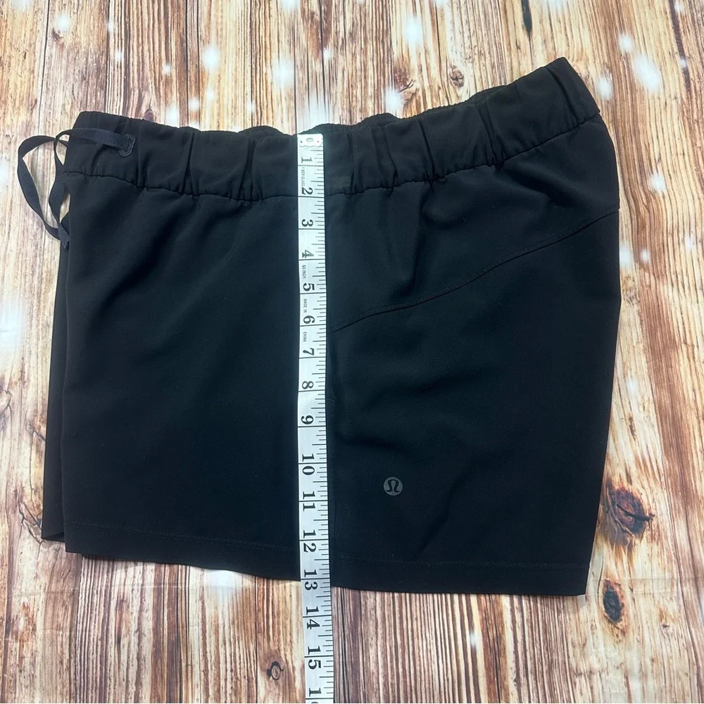 Lululemon Athletica Women’s Short Black